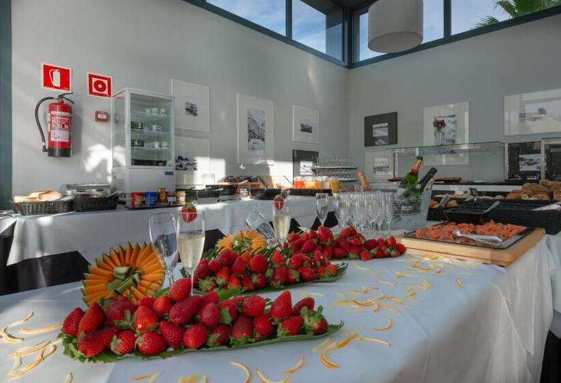 Отель Marins Suites  Adults Only