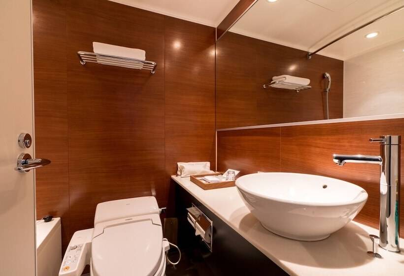 هتل Matsumoto Marunouchi