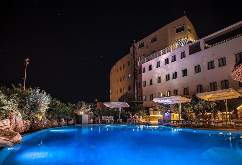 فندق Mercure Olbia