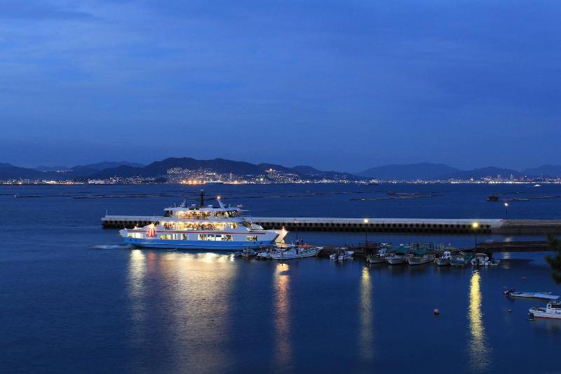 בית מלון כפרי Miyajima Seaside