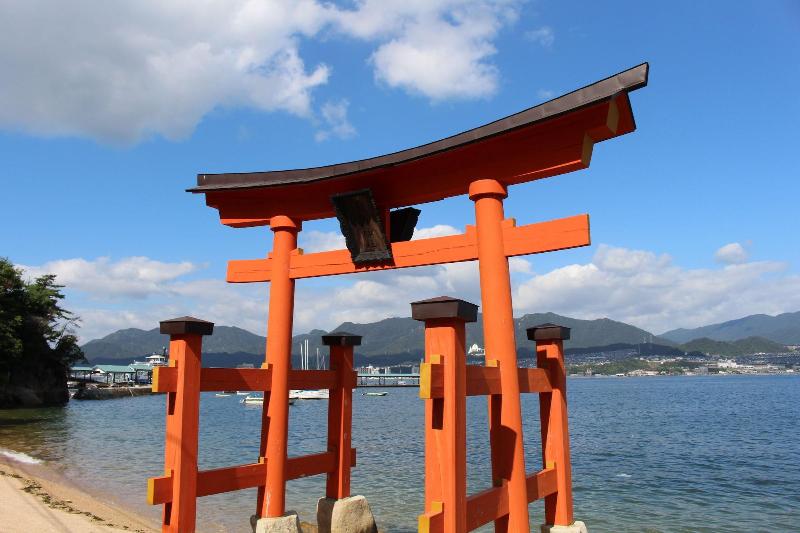 בית מלון כפרי Miyajima Seaside