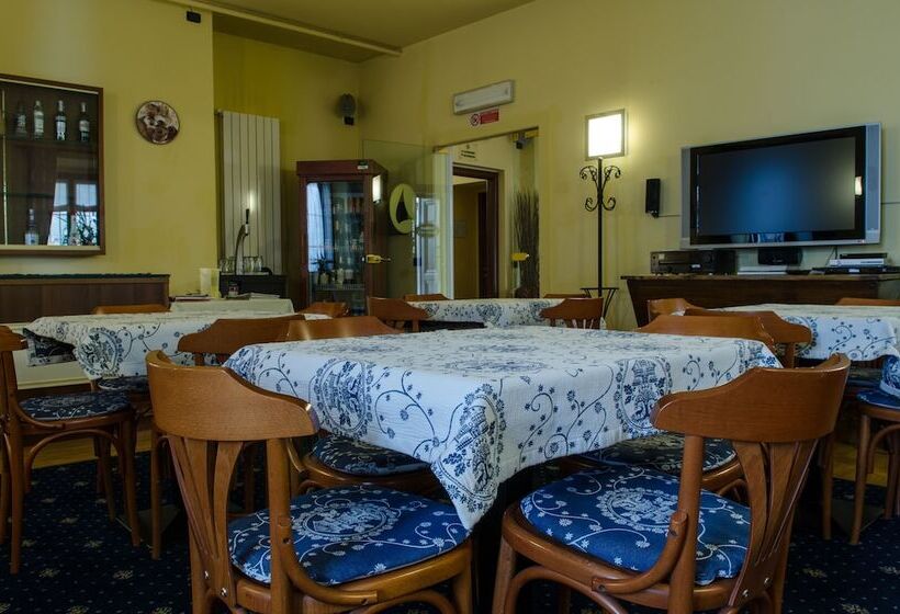 ホテル Oberje Dla Viere