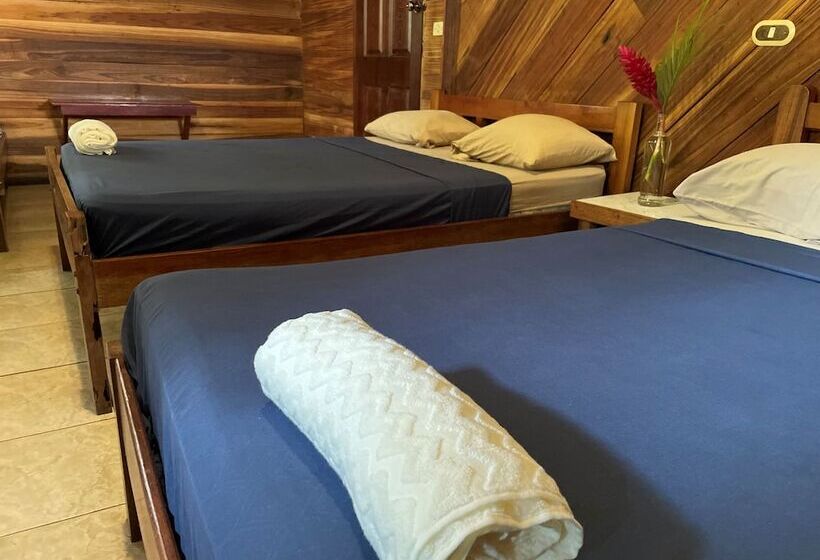 فندق Perla Negra Beachfront