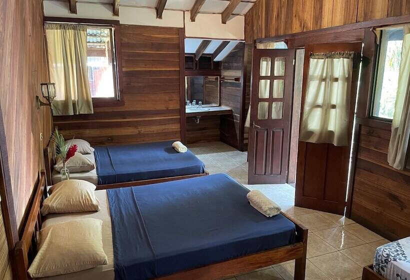 فندق Perla Negra Beachfront