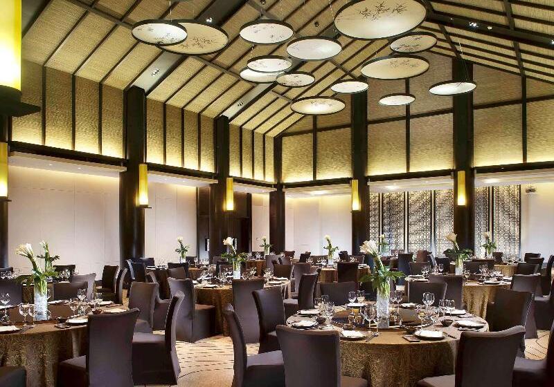 בית מלון כפרי Pullman Lijiang Resort & Spa