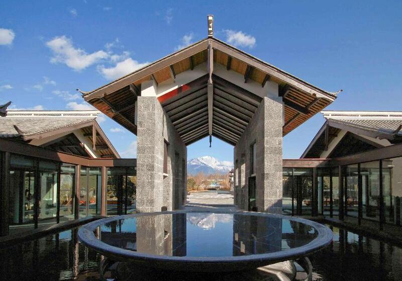 Hotel Pullman Lijiang Resort & Spa