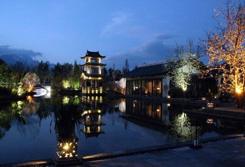 בית מלון כפרי Pullman Lijiang Resort & Spa