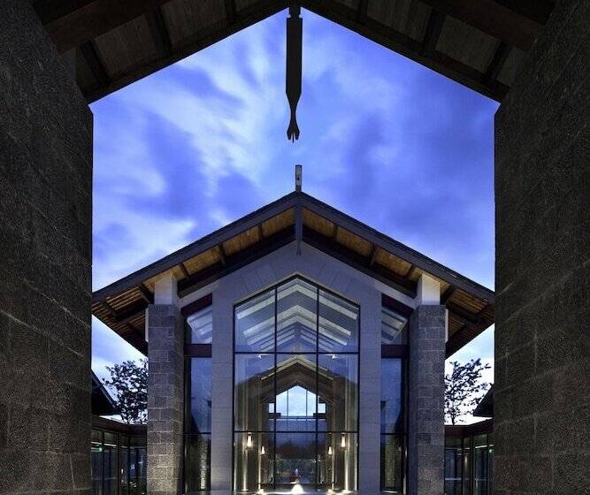 Hotel Pullman Lijiang Resort & Spa