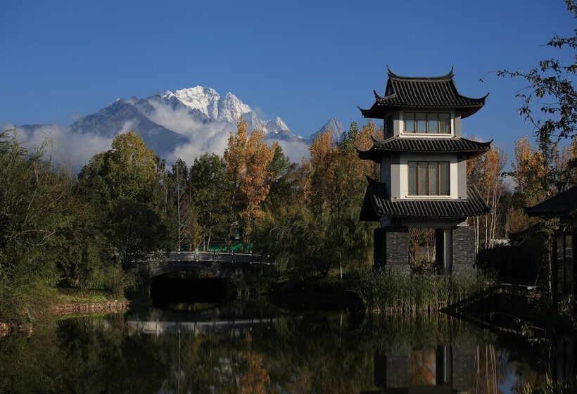 Hotel Pullman Lijiang Resort & Spa