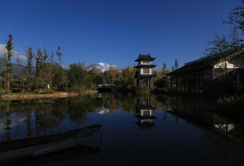 Hotel Pullman Lijiang Resort & Spa