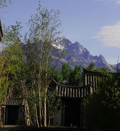בית מלון כפרי Pullman Lijiang Resort & Spa