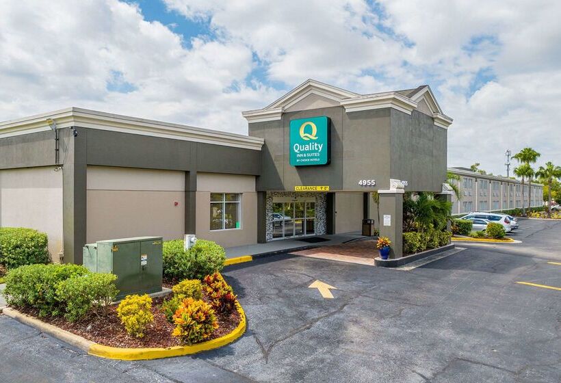 בית מלון כפרי Quality Inn & Suites Tampa Ybor City
