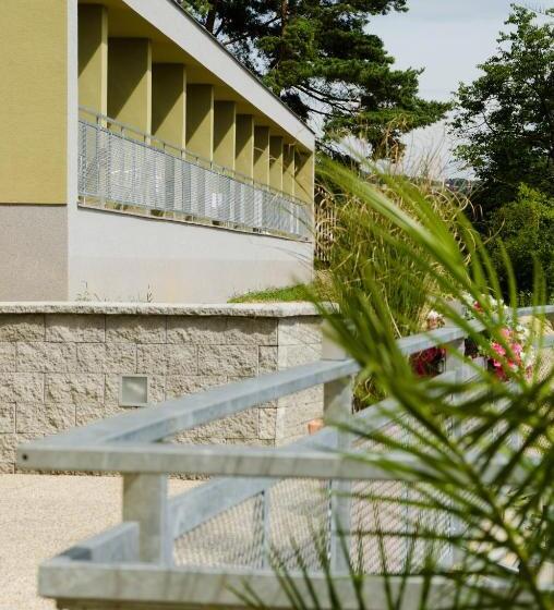 בית מלון כפרי Rakovec