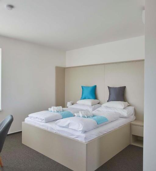 בית מלון כפרי Rakovec