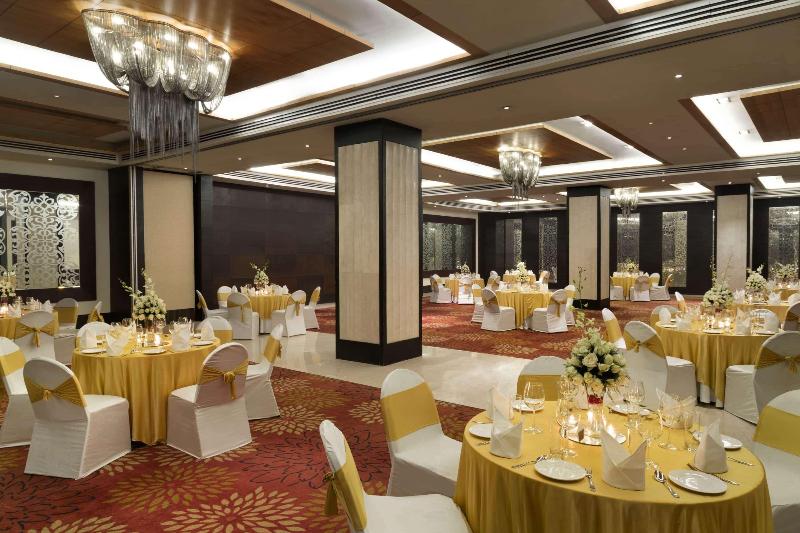 בית מלון כפרי Ramada Gurgaon Central