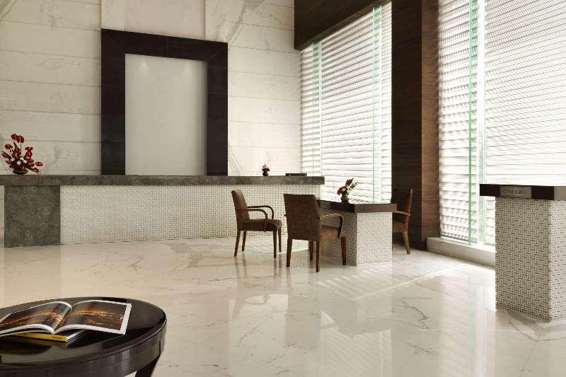 בית מלון כפרי Ramada Gurgaon Central