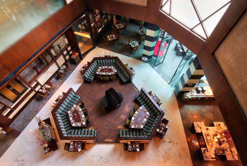 בית מלון כפרי Ramada Gurgaon Central