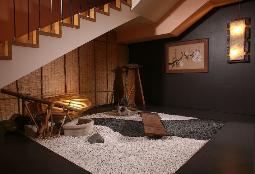 Отель Reghina Blue