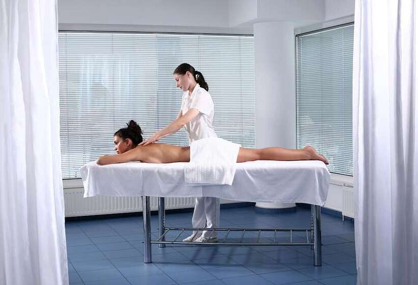 Отель Reghina Blue