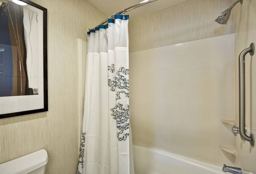 فندق Residence Inn By Marriott Jacksonville Airport