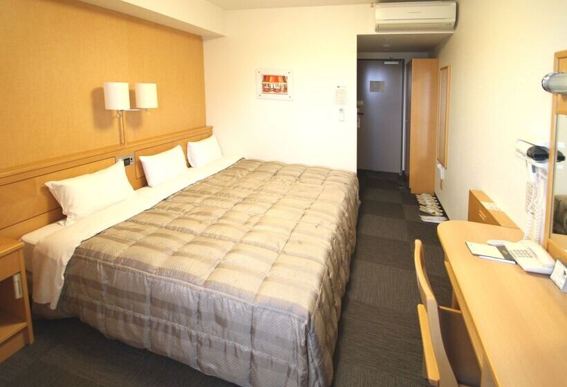 酒店 Route Inn Naha Tomariko