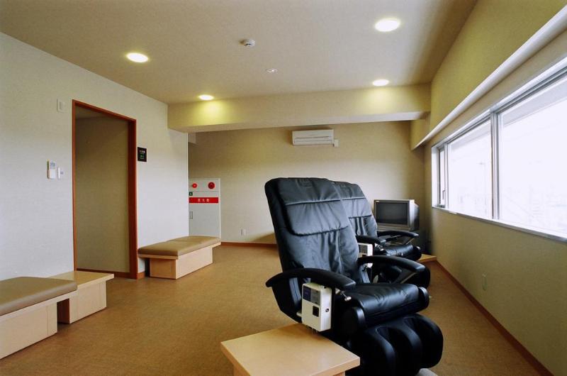 酒店 Route Inn Naha Tomariko