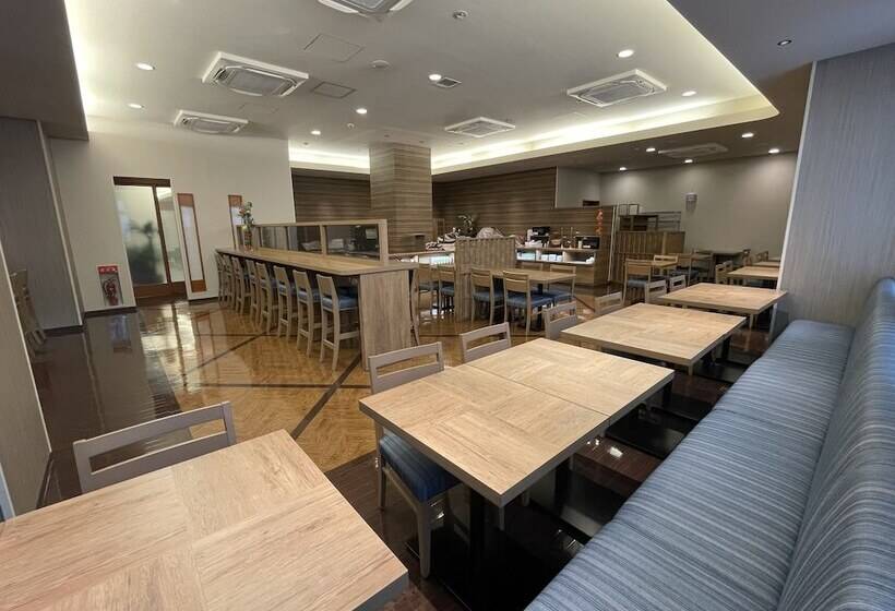 酒店 Route Inn Naha Tomariko