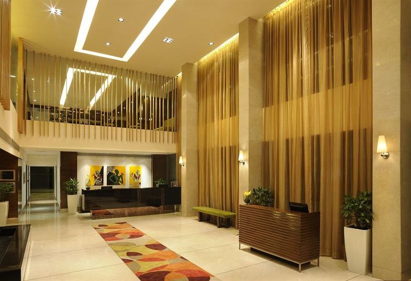 호텔 Royal Orchid Central Ahmedabad