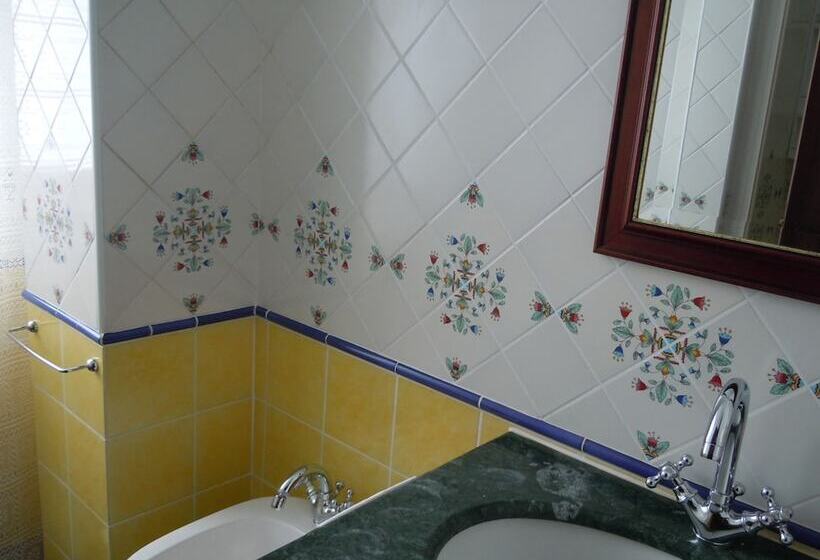 בית מלון כפרי Agriturismo Le Carolee