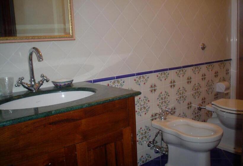 בית מלון כפרי Agriturismo Le Carolee