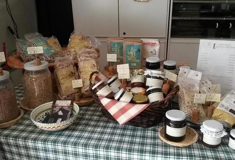 Сельский отель Marco & Andrea Agriturismo