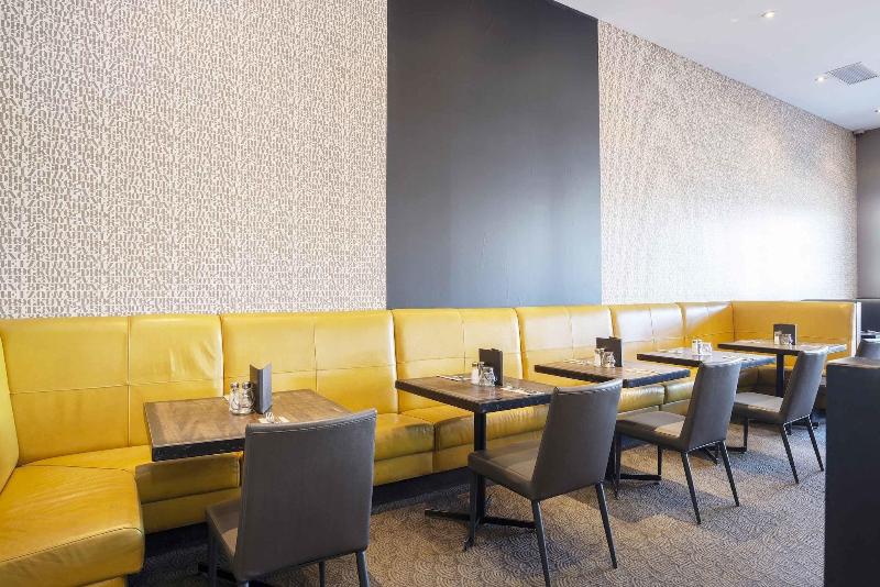 هتل Sandman Signature Prince George