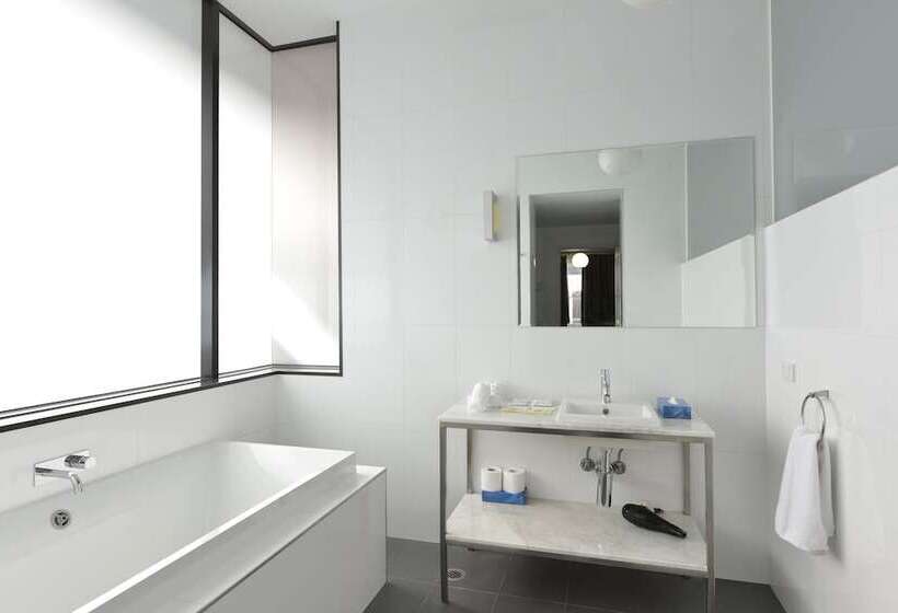 ホテル Seasons Heritage Melbourne