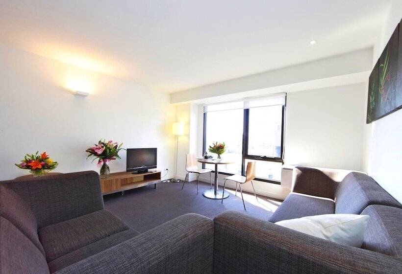 בית מלון כפרי Seasons Heritage Melbourne