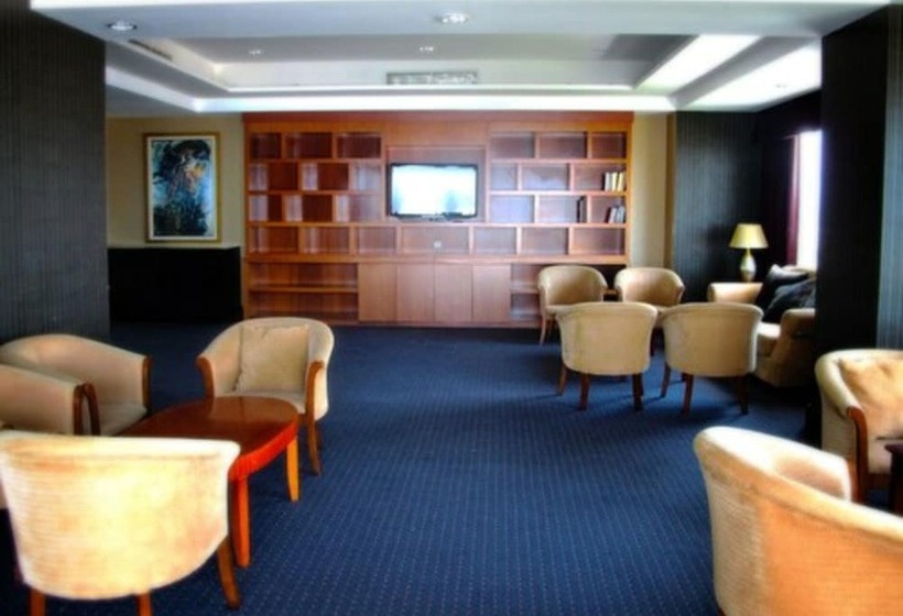 Sintesa Peninsula Hotel Manado