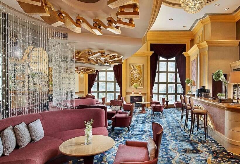 هتل Sofitel Macau At Ponte 16