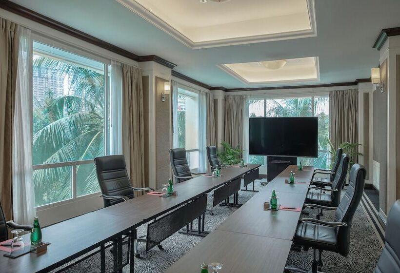 בית מלון כפרי Sofitel Phnom Penh Phokeethra