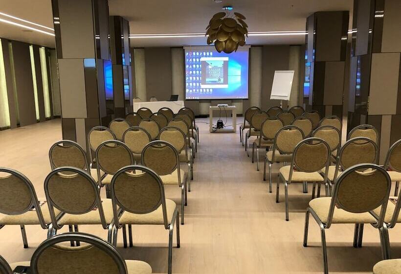 Отель Sunny Hill