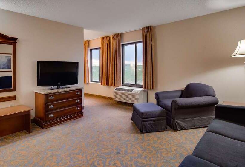 Surestay Plus Hotel By Best Western Cheyenne