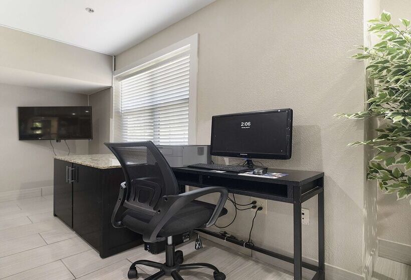 Surestay Plus Hotel By Best Western Rocklin