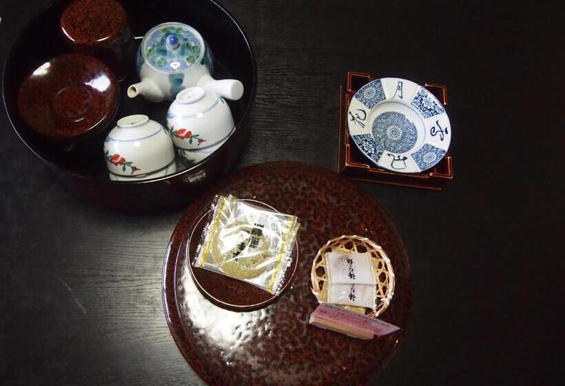 Отель Tashiro Annex