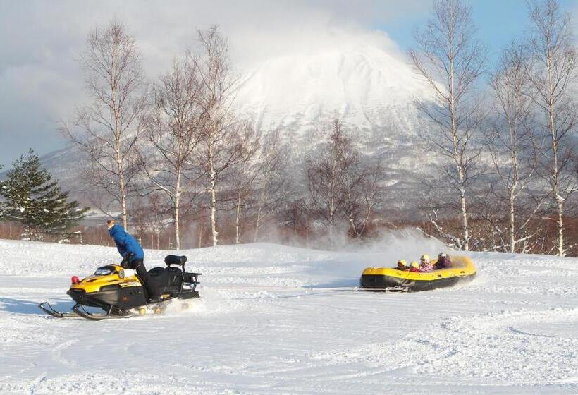 ホテル The Green Leaf Niseko Village
