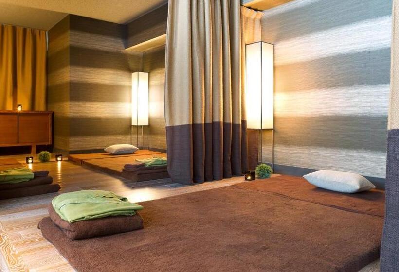 ホテル The Green Leaf Niseko Village