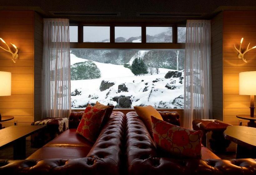 ホテル The Green Leaf Niseko Village