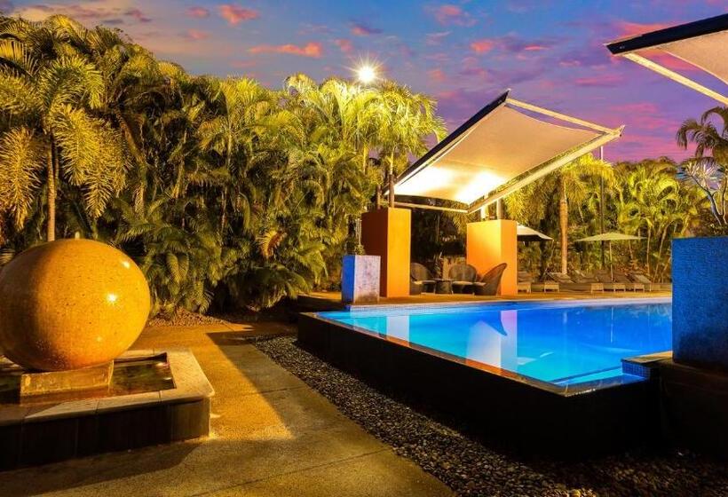 هتل The Pearle Of Cable Beach