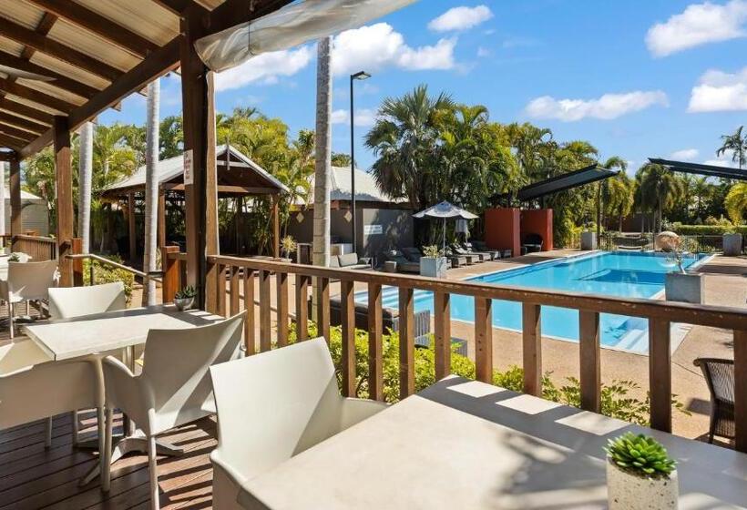 هتل The Pearle Of Cable Beach