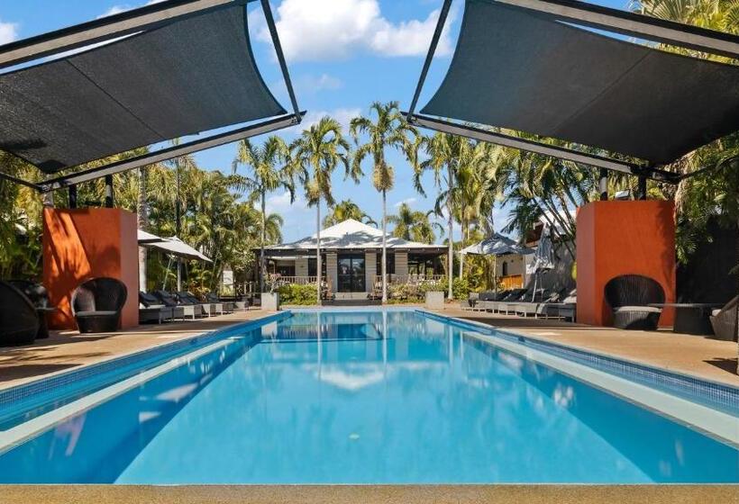 هتل The Pearle Of Cable Beach