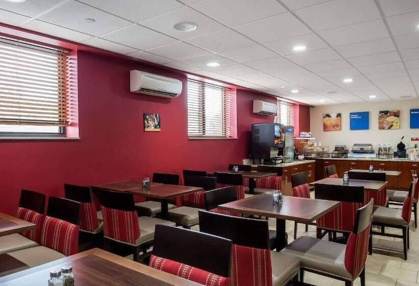 فندق The Staten Island Inn