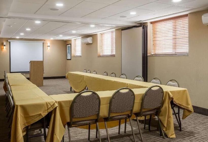 فندق The Staten Island Inn