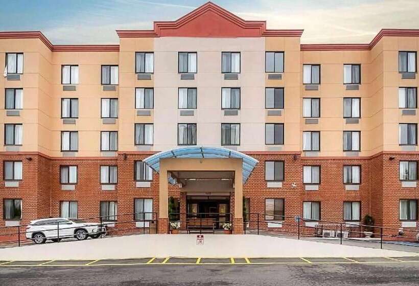 فندق The Staten Island Inn